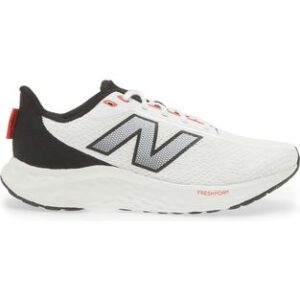 Fresh Foam Arishi v4 Sneaker (Men) New Balance